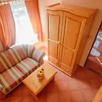 Konukevi Exclusive Trenčín