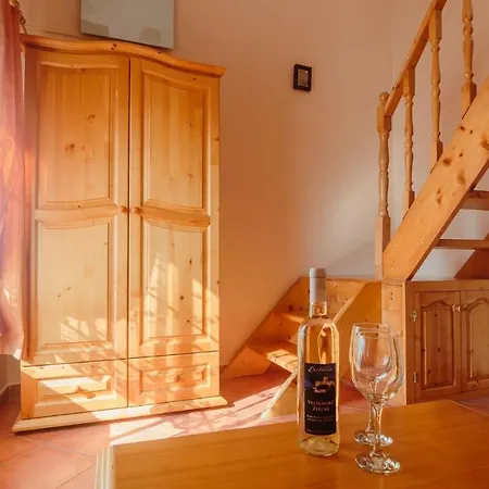 Exclusive Πανσιόν